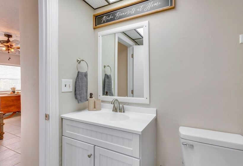 Oklahoma Home Near Lake W/ Patio, Grill & Chiminea