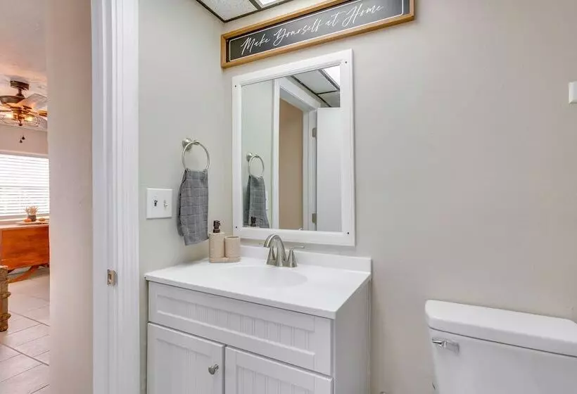 Oklahoma Home Near Lake W/ Patio, Grill & Chiminea