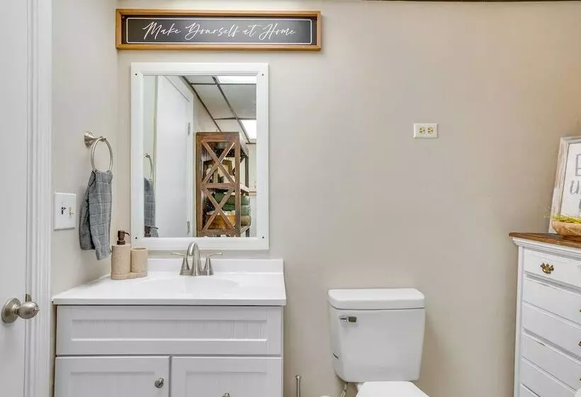 Oklahoma Home Near Lake W/ Patio, Grill & Chiminea