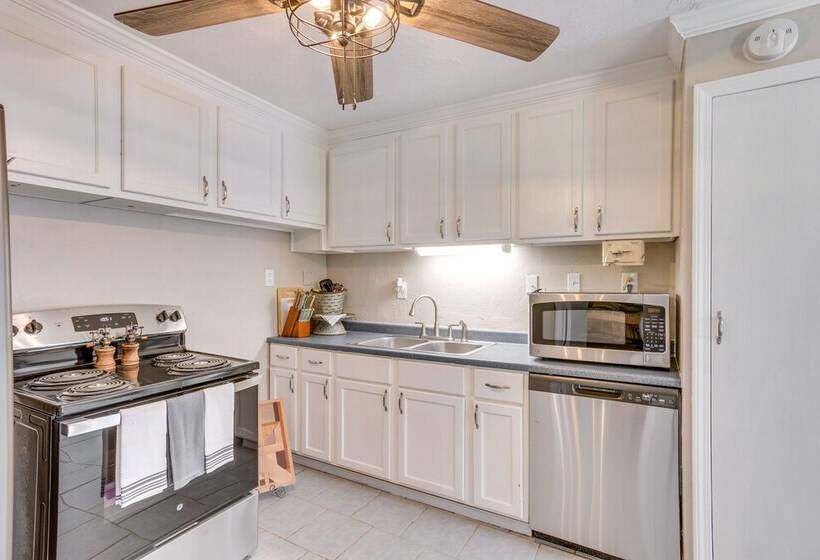 Oklahoma Home Near Lake W/ Patio, Grill & Chiminea