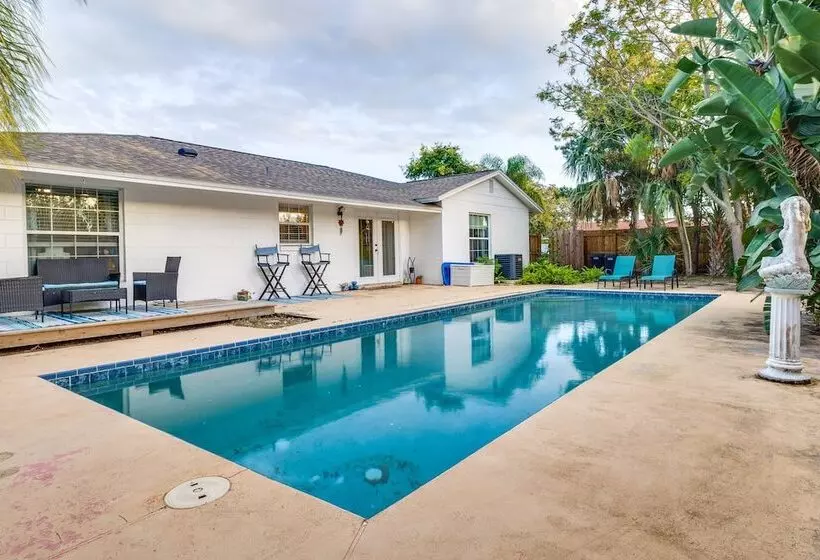 Orlando Home W/ Private Pool: 10 Mi To Ucf Campus!