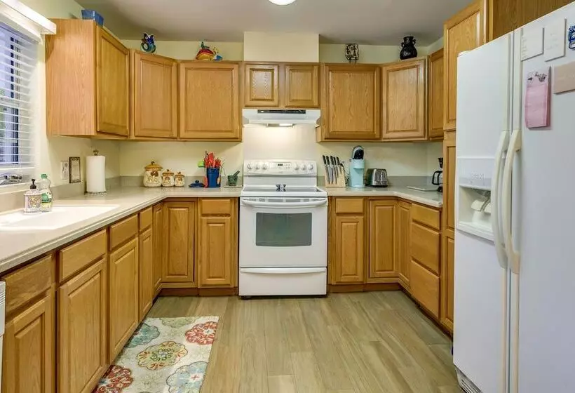 Orlando Home W/ Private Pool: 10 Mi To Ucf Campus!