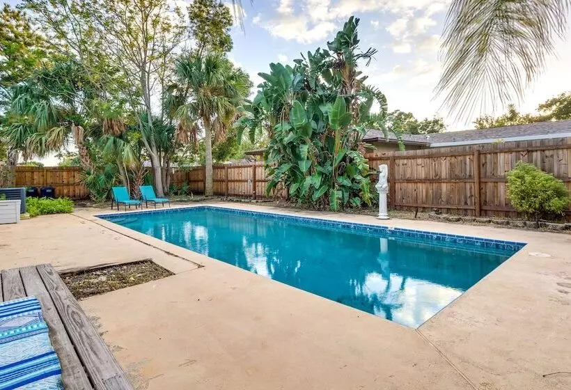 Orlando Home W/ Private Pool: 10 Mi To Ucf Campus!