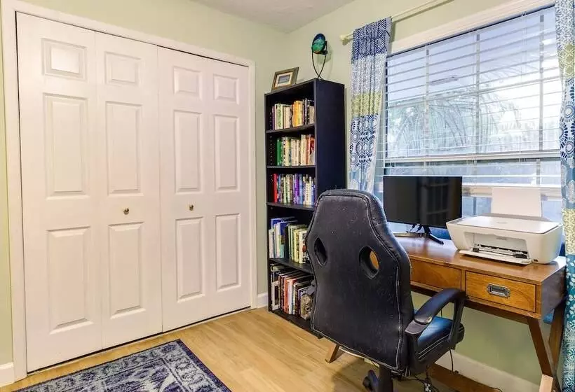 Orlando Home W/ Private Pool: 10 Mi To Ucf Campus!