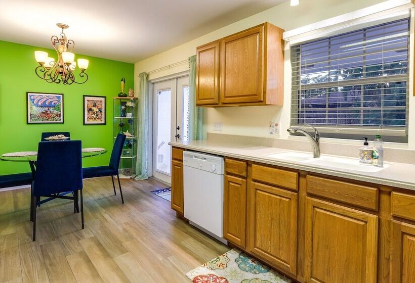 Orlando Home W/ Private Pool: 10 Mi To Ucf Campus!