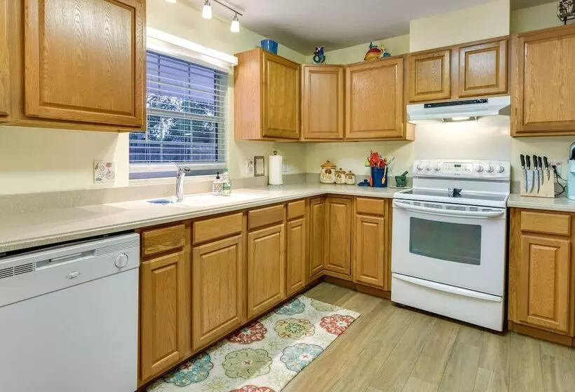Orlando Home W/ Private Pool: 10 Mi To Ucf Campus!
