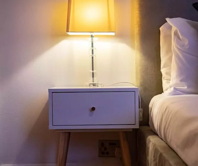 پانسیون Glenfall Place