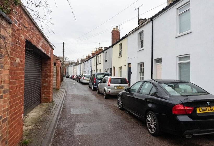 펜션 Glenfall Place