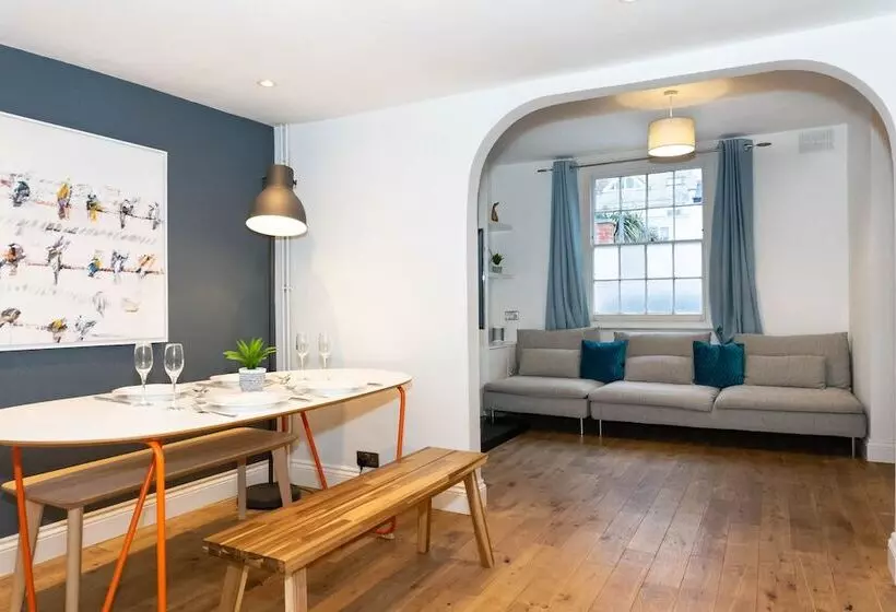 پانسیون Glenfall Place