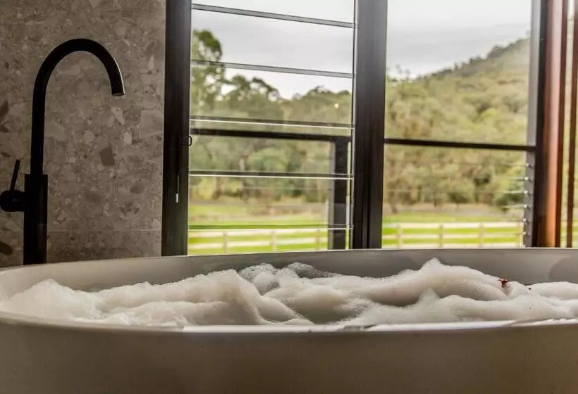 Majatalo Sambar Hills  Kings #3