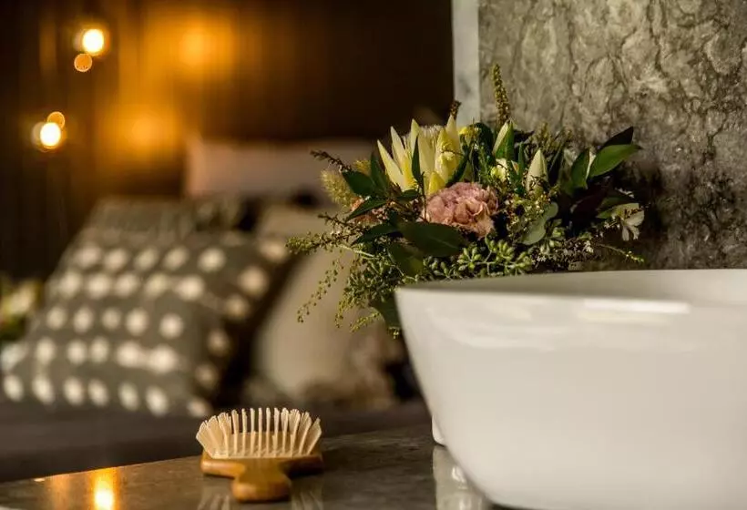 Majatalo Sambar Hills  Kings #3