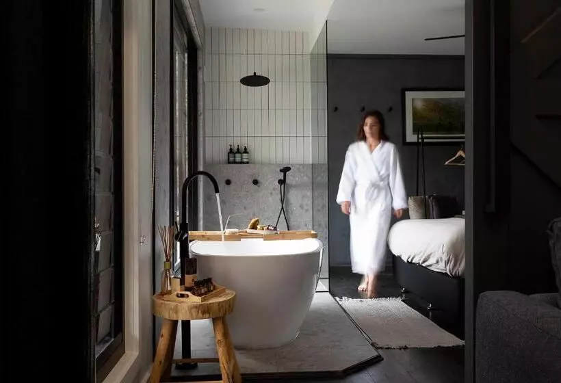 Majatalo Sambar Hills  Kings #3