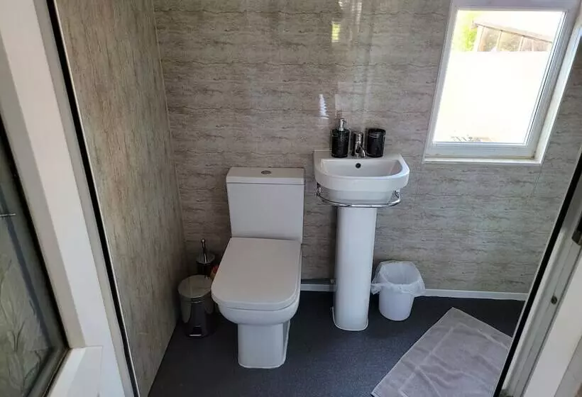 レジデンス Bright & Homely Apartment