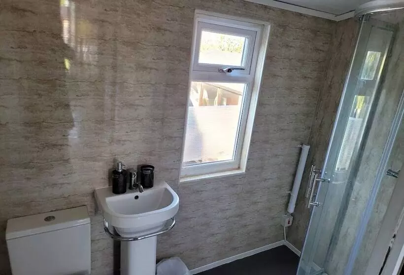 レジデンス Bright & Homely Apartment