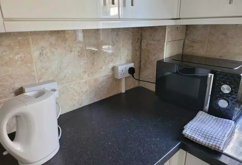 レジデンス Bright & Homely Apartment