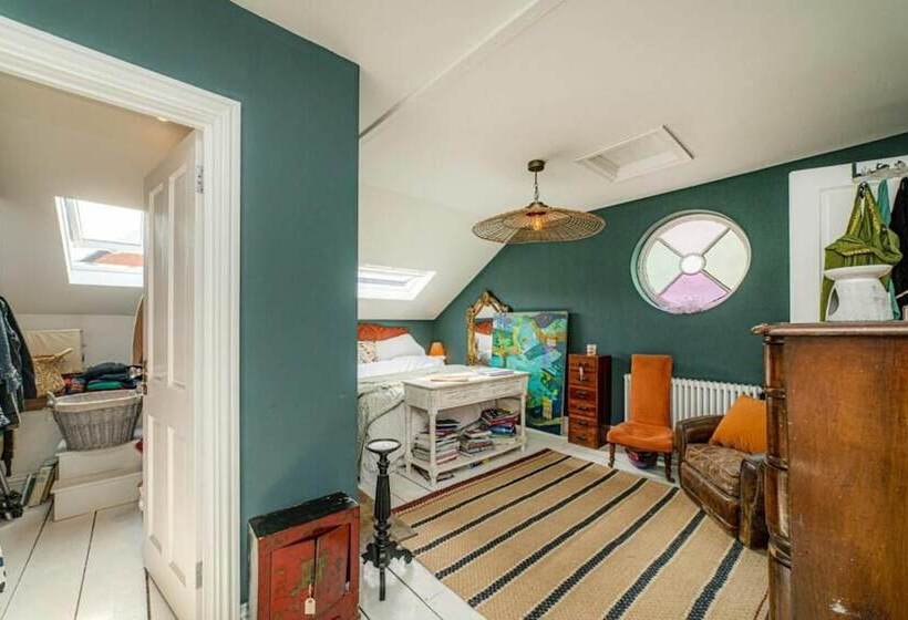 Резиденция Beautiful 3 Bed House In Ash Near To Deal Kent