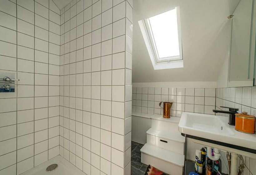 Резиденция Beautiful 3 Bed House In Ash Near To Deal Kent