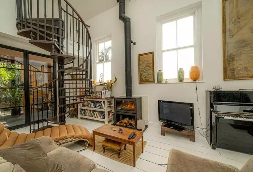 レジデンス Beautiful 3 Bed House In Ash Near To Deal Kent
