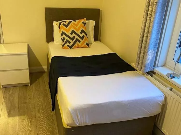 レジデンス Comfortable 2beds House 4 Contractors & Staycation