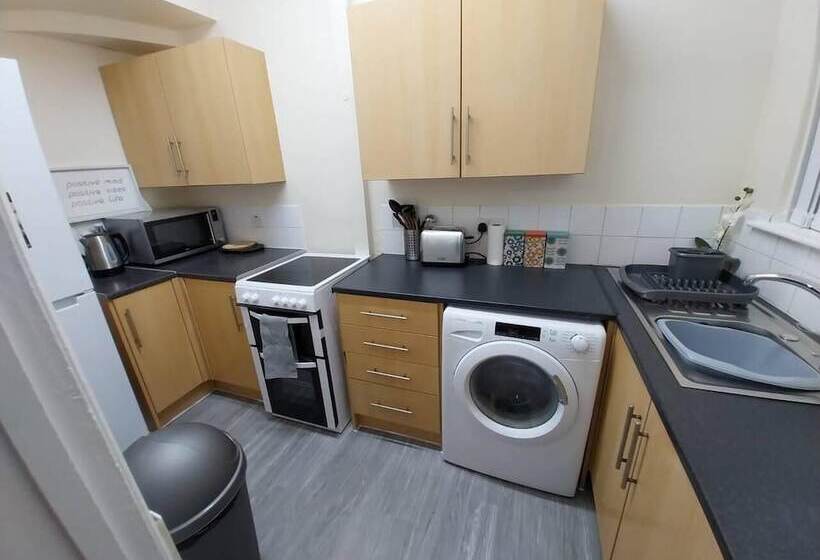 إقامة Comfortable 2beds House 4 Contractors & Staycation