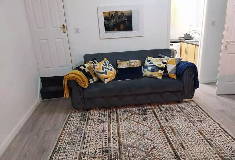 レジデンス Comfortable 2beds House 4 Contractors & Staycation