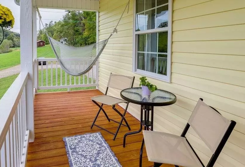 Riverfront North Carolina Abode W/ Deck & Fire Pit