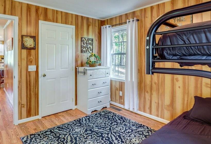 Riverfront North Carolina Abode W/ Deck & Fire Pit