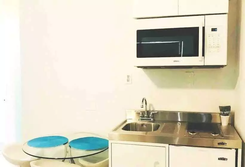 Royal Hotel Unit 337