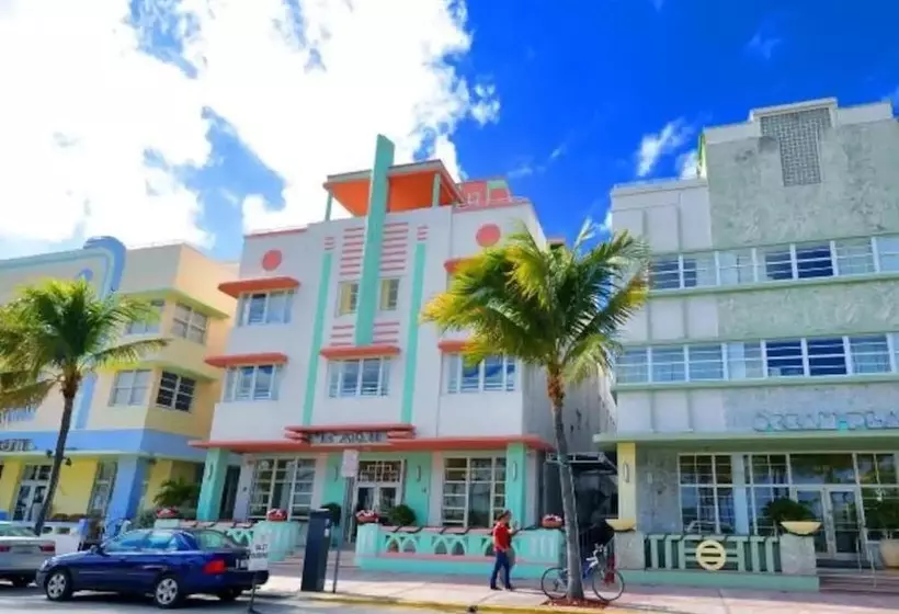 Royal Hotel Unit 337