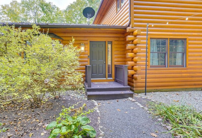 Serene Monterey Home W/ Deck Near Skiing & Hiking!