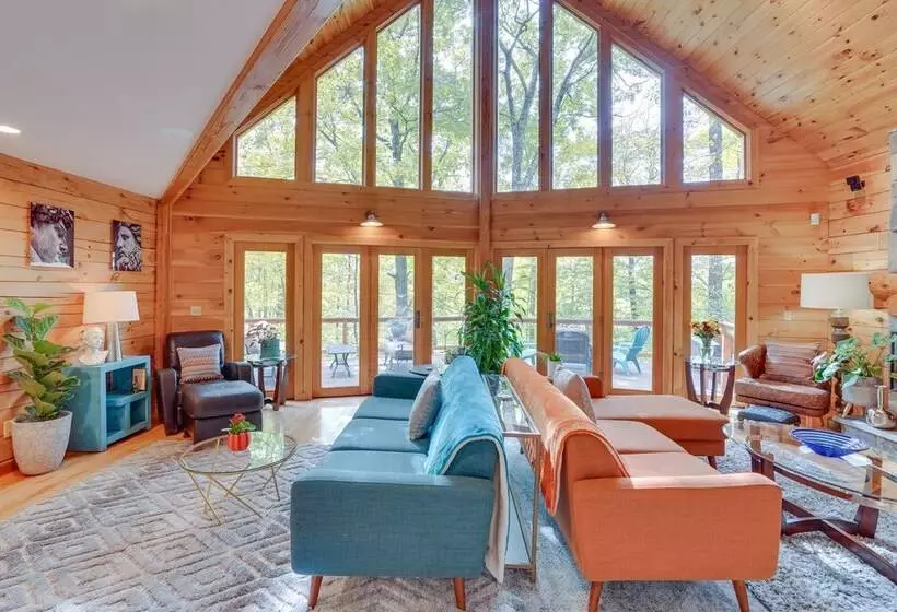 Serene Monterey Home W/ Deck Near Skiing & Hiking!