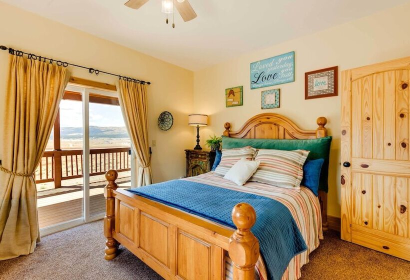 Hot Tub & Fire Pit: Idyllic Getaway In Angel Fire!