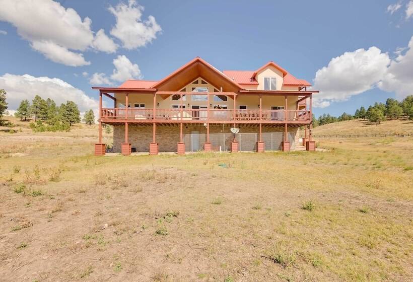 Hot Tub & Fire Pit: Idyllic Getaway In Angel Fire!