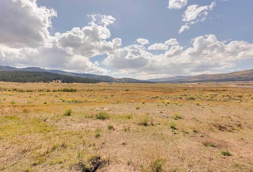 Hot Tub & Fire Pit: Idyllic Getaway In Angel Fire!