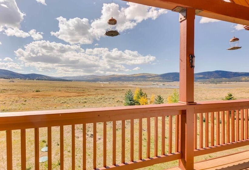 Hot Tub & Fire Pit: Idyllic Getaway In Angel Fire!