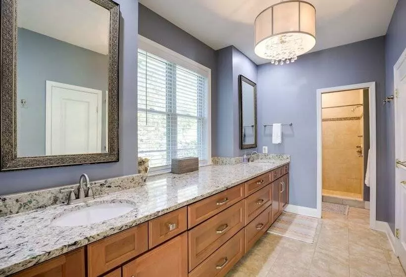 Waterfront Lusby Escape W/ Fire Pit & Kayaks!