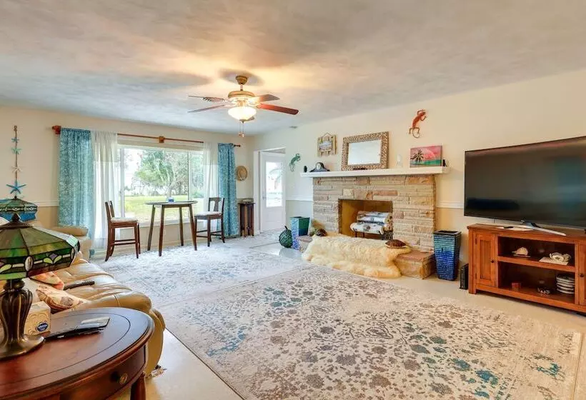 Waterfront Treasure Coast Home W/ Pool & Lanai!