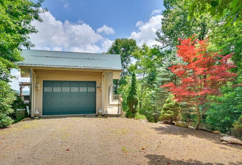 40 Acre Ararat Escape: On Site Trails & Mtn Views!