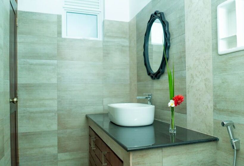 مبيت وإفطار Amandara Hills Kandy