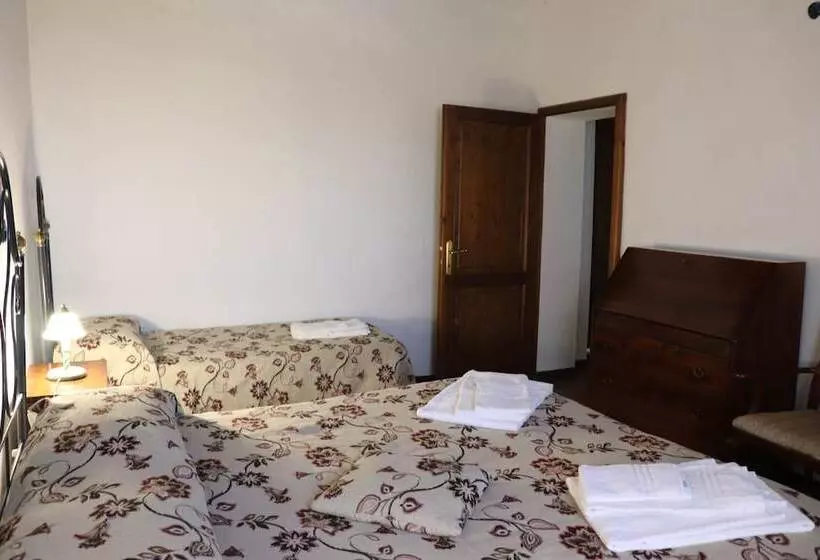 Aamiaismajoitus (B&B) Badia Il Vingone
