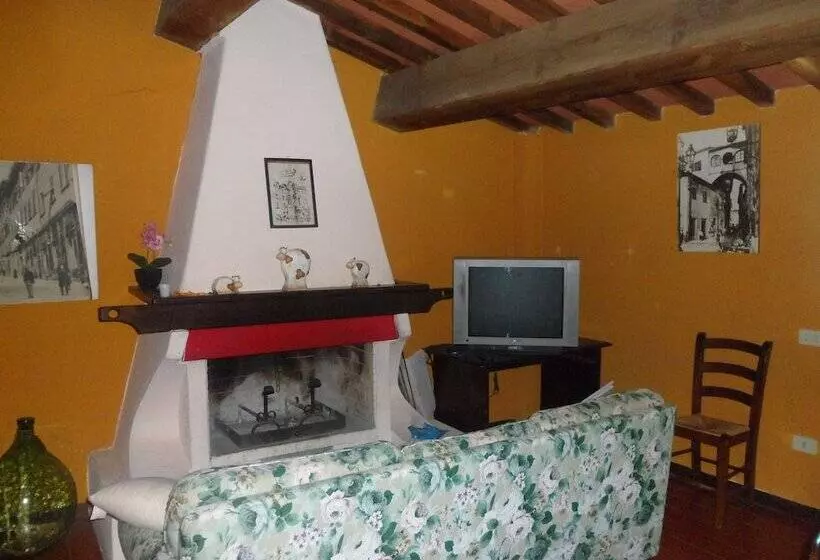 Aamiaismajoitus (B&B) Badia Il Vingone