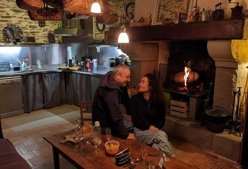 Aamiaismajoitus (B&B) L Hôt Berge De Gannedel