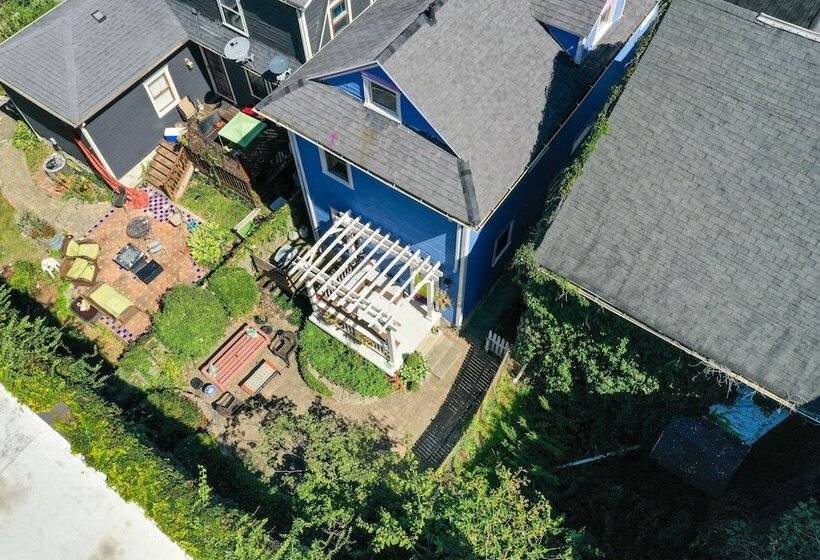 Charming Dayton Home: Walk To River + Downtown!