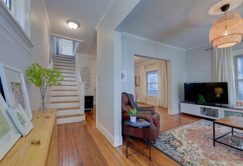 Charming Dayton Home: Walk To River + Downtown!