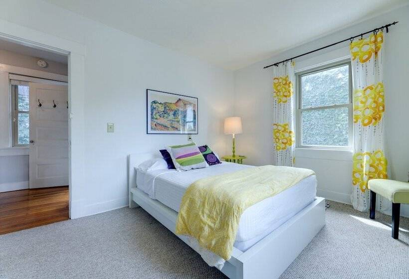 Charming Dayton Home: Walk To River + Downtown!