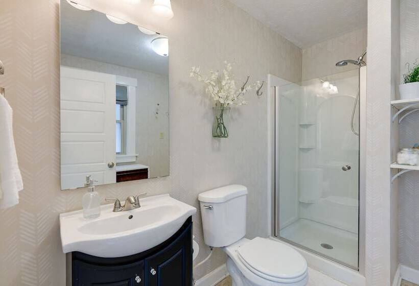 Charming Dayton Home: Walk To River + Downtown!