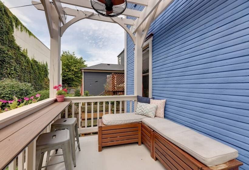 Charming Dayton Home: Walk To River + Downtown!