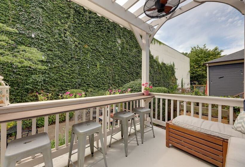 Charming Dayton Home: Walk To River + Downtown!