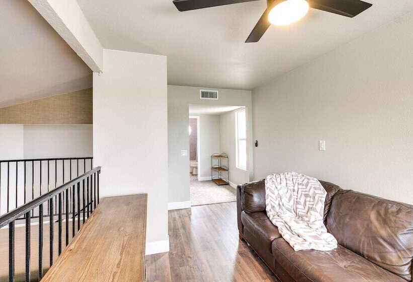 Community Perks & Patio: Sun Lakes Home!