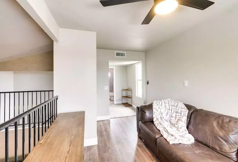 Community Perks & Patio: Sun Lakes Home!